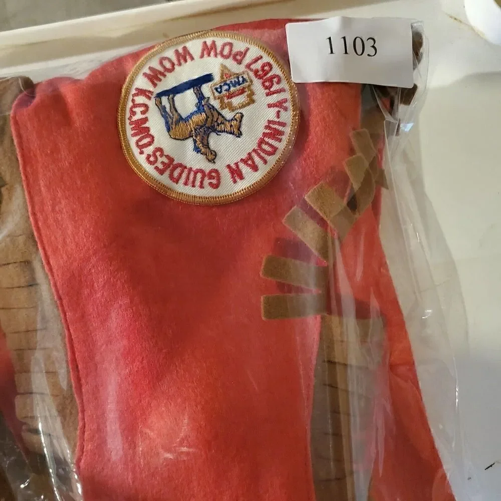 Vtg YMCA Y Indian Guides Vest Mens Large Red Pow Wow Felt Fabric Prairi Kee KC